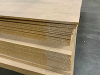 Spaanplaat kaal 2450x1225x18mm (42x) - afbeelding 7 van  7