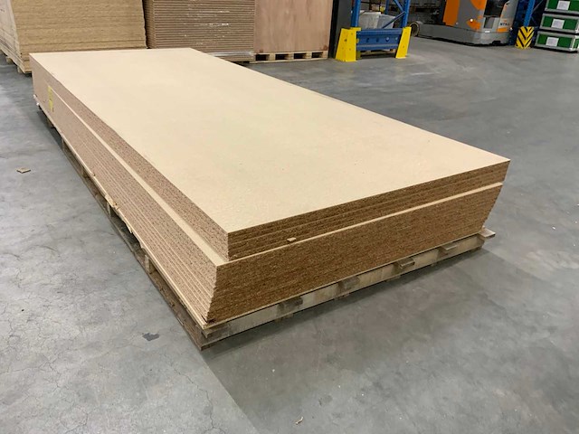 Spaanplaat kaal 3055x1250x18mm (17x) - afbeelding 2 van  6
