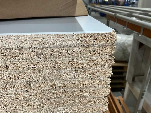 Spaanplaat kleur wit 2100x1645x16mm (24x) - afbeelding 4 van  4