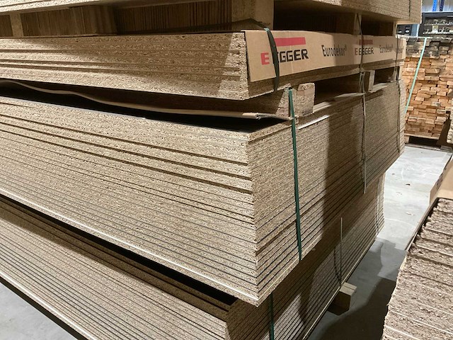 Spaanplaat kleur zwart-wit 2070x1645x16mm (24x) - afbeelding 1 van  1