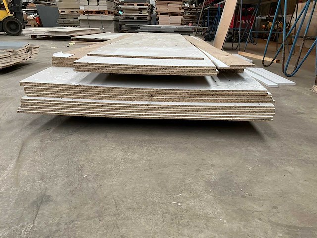 Spaanplaat vochtwerend wit gegrond - afbeelding 2 van  3