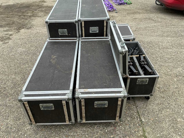 Space equipment line arraysysteem - afbeelding 2 van  12