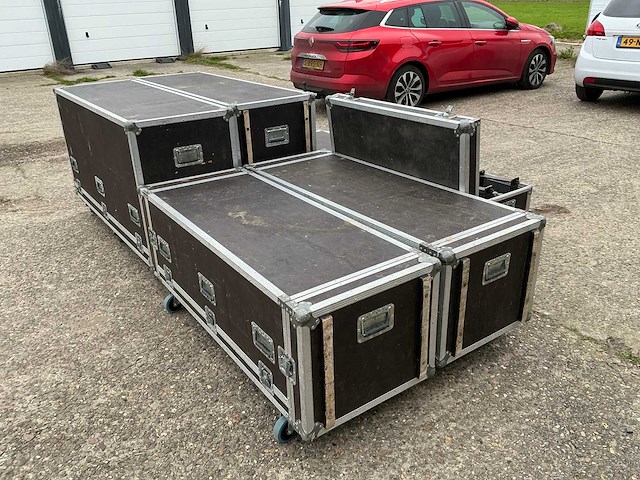 Space equipment line arraysysteem - afbeelding 3 van  12