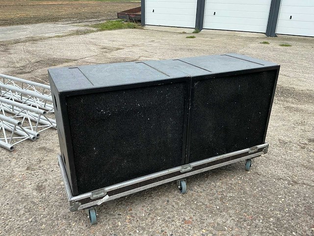 Space equipment line arraysysteem - afbeelding 4 van  12