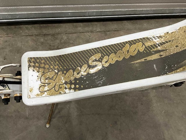 Space scooter - afbeelding 7 van  7