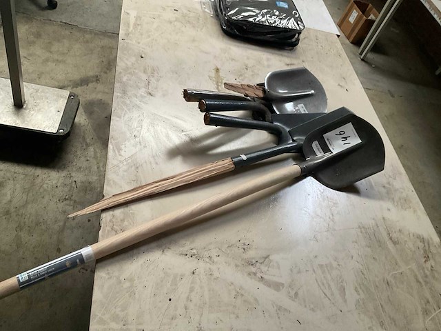 Spade schep schade tuin bewatering (6x) - afbeelding 1 van  2