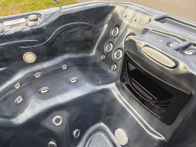 Spalife 6 persoons jacuzzi en buitenspa - afbeelding 4 van  18