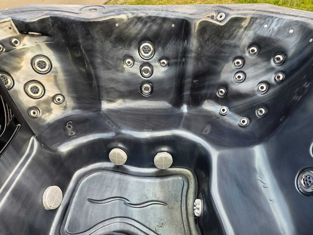 Spalife 6 persoons jacuzzi en buitenspa - afbeelding 18 van  30
