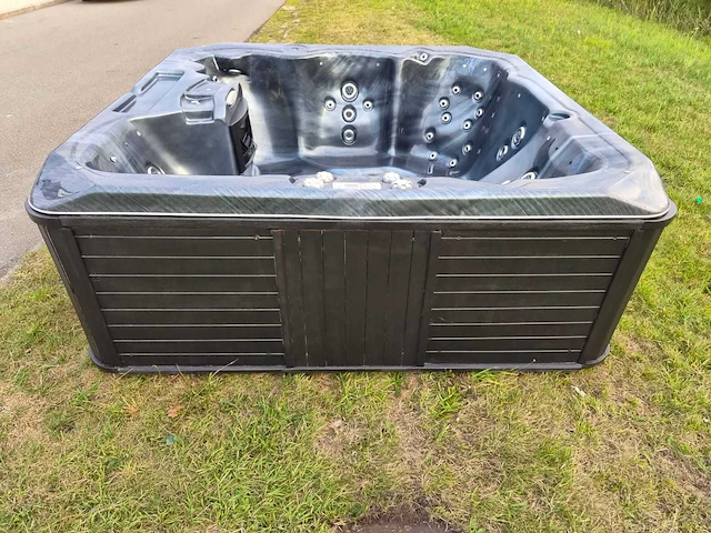 Spalife 6 persoons jacuzzi en buitenspa - afbeelding 16 van  30