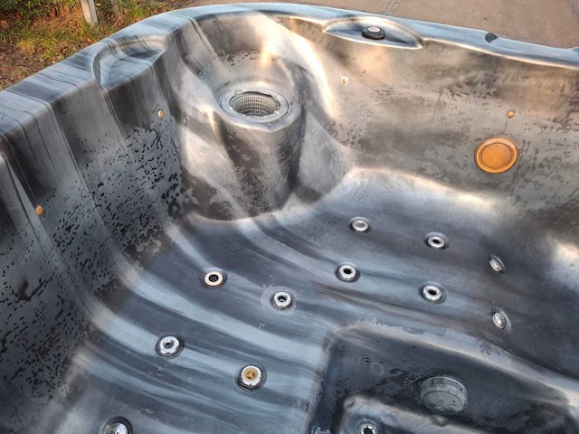 Spanet 5 persoons jacuzzi en buitenspa - afbeelding 9 van  25