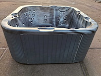 Spanet 5 persoons jacuzzi en buitenspa - afbeelding 13 van  25