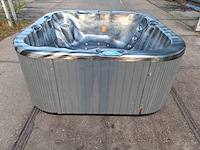 Spanet 5 persoons jacuzzi en buitenspa - afbeelding 14 van  19