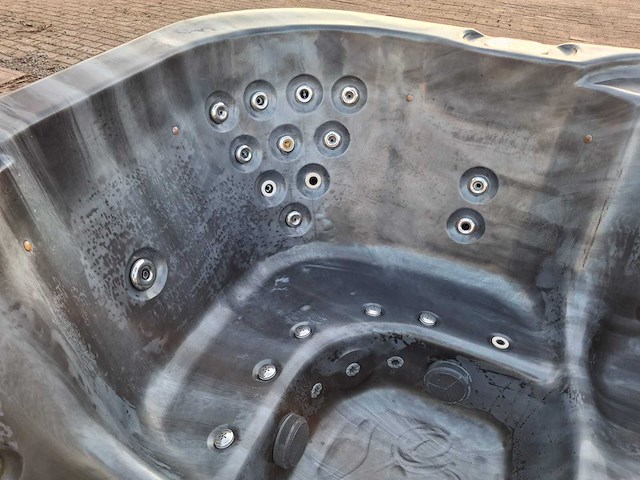Spanet 5 persoons jacuzzi en buitenspa - afbeelding 5 van  28