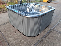 Spanet 5 persoons jacuzzi en buitenspa - afbeelding 17 van  28