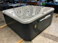 Spanet beach house jacuzzi - afbeelding 6 van  11