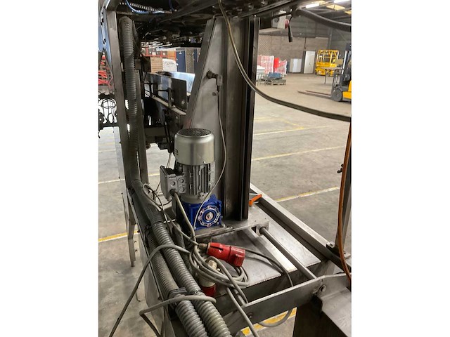 Spang & brands - fh210l - crop sorting and processing machine - 1994 - afbeelding 10 van  11