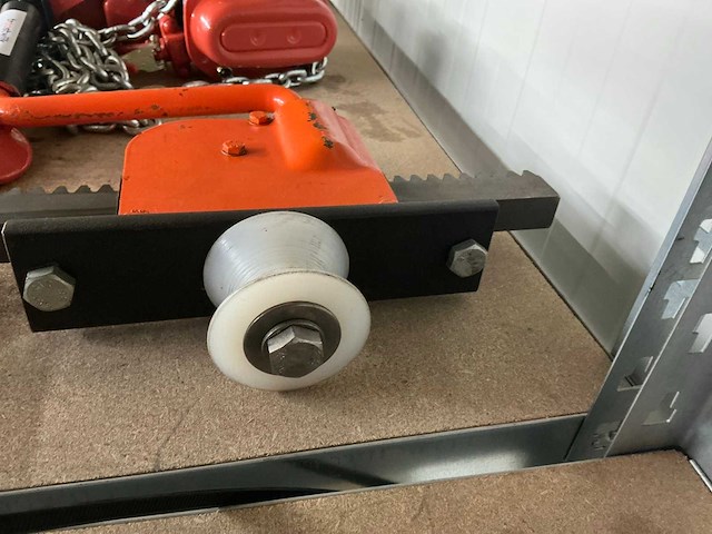 Spanratel en 1 krik - afbeelding 5 van  5