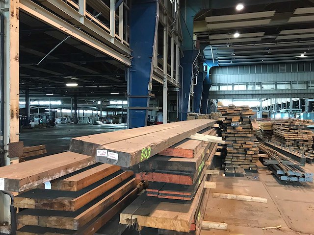 Spanten 12x30cm 19 meter lang (4x) - afbeelding 1 van  3