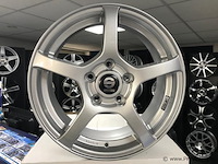 Sparco rtt aluminium velgenset - 5x114.3 6.5j et45 - afbeelding 1 van  1