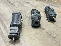 Spareparts en onderdelen o.a. motors, lagers, veren, pompen en overige, afkomstig van meyn food processing