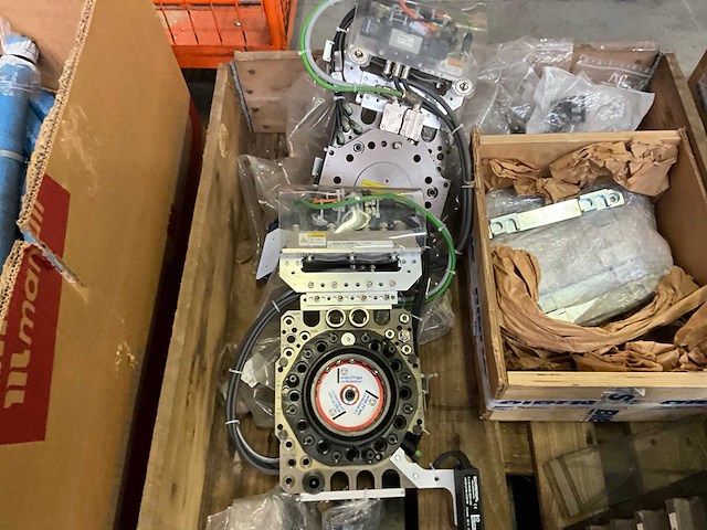 Spareparts - afbeelding 2 van  4