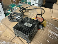 Spe lead acculader - afbeelding 2 van  4