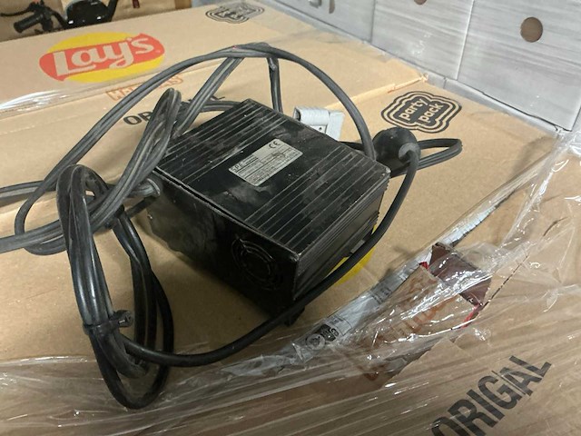 Spe lead acculader - afbeelding 2 van  2