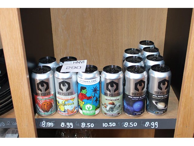 Speciaal bieren moersleutel in diverse smaken w.o. it takes two, pastery stout en mega pastery stout. 12 bl... - afbeelding 1 van  2