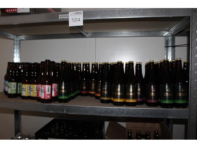 Speciaal bieren papas aan de fles en futurum. ruim 90 flessen. - afbeelding 1 van  3