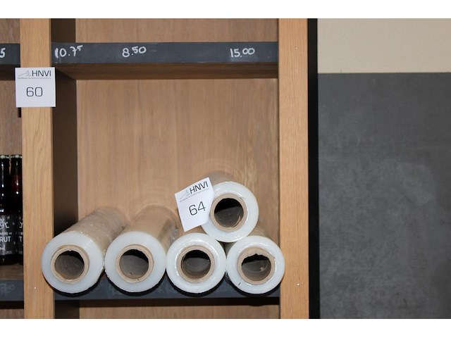 Speciaalbieren t krut in 8 schappen w.o. neipa, dubbel, tripel, quadrupel whisky infused, haizy ipa en fres... - afbeelding 1 van  2