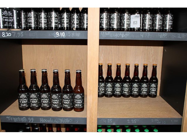 Speciaalbieren t krut in 8 schappen w.o. neipa, dubbel, tripel, quadrupel whisky infused, haizy ipa en fres... - afbeelding 3 van  5