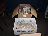 Speciaalbierglazen in diverse uitvoeringen in 2 dozen. - afbeelding 1 van  2