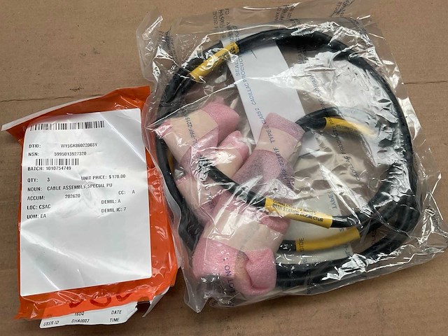 Special cable assembly (3x) - afbeelding 1 van  3