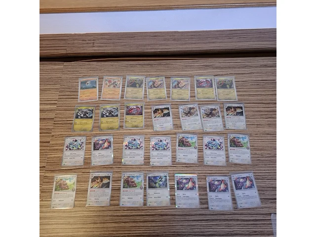Speciale glimmende italiaanse pókemon-kaarten - afbeelding 10 van  11