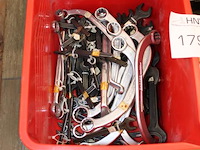 Speciale ring- en steeksleutels in kunststof bak en doos. - afbeelding 2 van  2