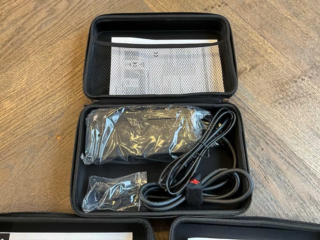 Specialized battery charger 48v (3x) - afbeelding 4 van  5