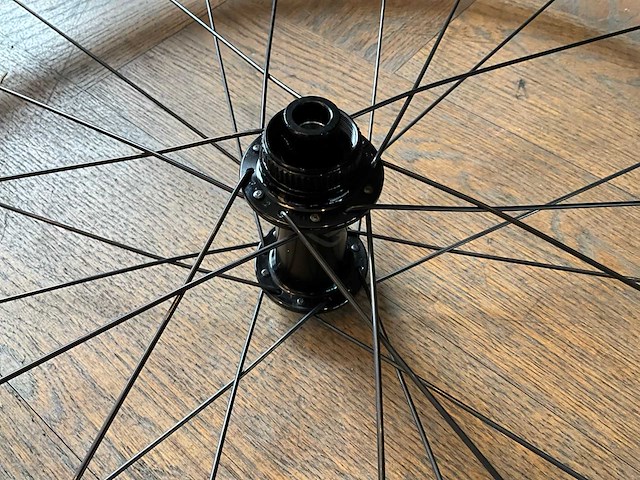 Specialized como sl front wiel 21 wwh - afbeelding 2 van  4