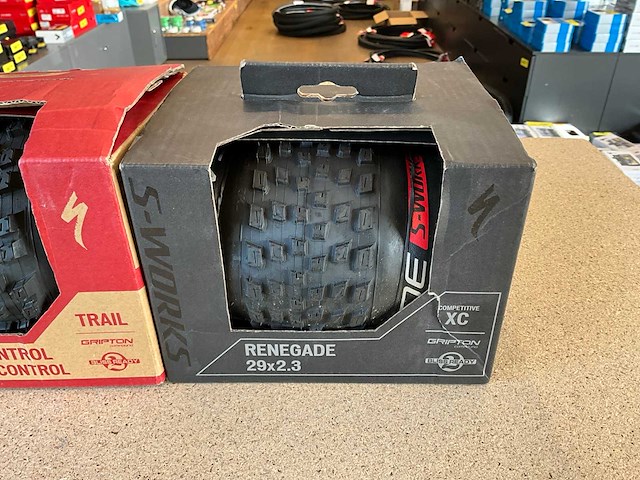 Specialized diverse fietsbanden - 29x2.3 (3x) - afbeelding 2 van  4