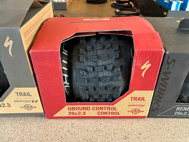 Specialized diverse fietsbanden - 29x2.3 (3x) - afbeelding 3 van  4