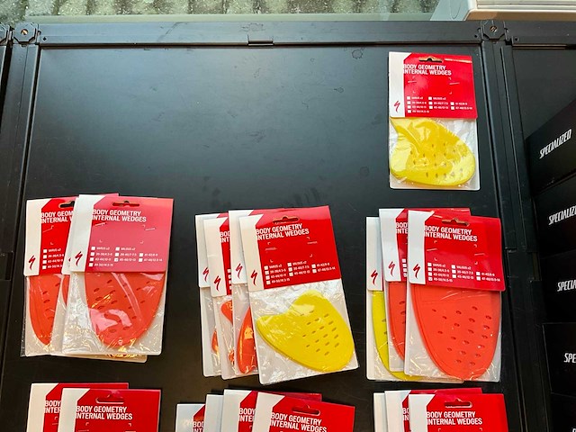 Specialized diverse interne schoenplaatjes - afbeelding 2 van  3