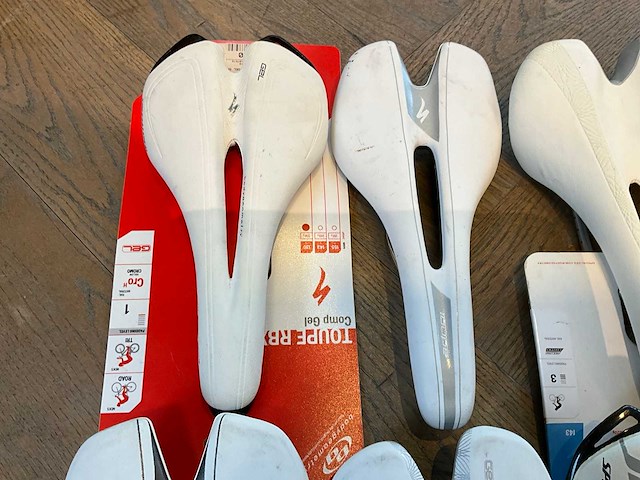 Specialized fietszadel (8x) - afbeelding 4 van  5