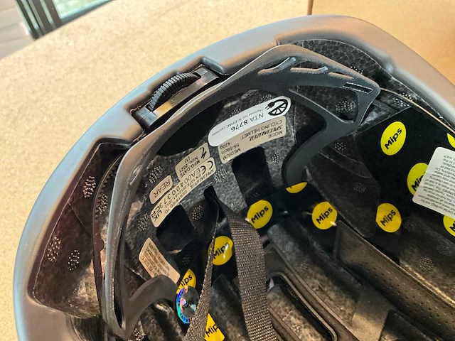 Specialized mode fietshelm - m - afbeelding 6 van  7