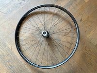 Specialized my20 vado rear wiel 20 wwh - afbeelding 1 van  5