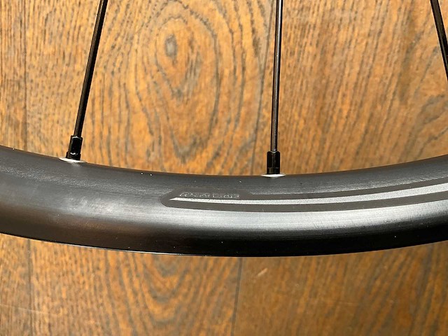 Specialized my20 vado rear wiel 20 wwh - afbeelding 4 van  5