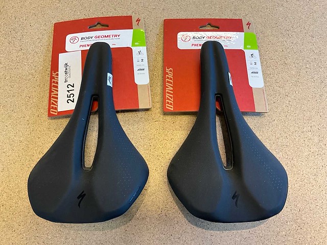 Specialized phenom comp zadel - 155mm (2x) - afbeelding 1 van  3