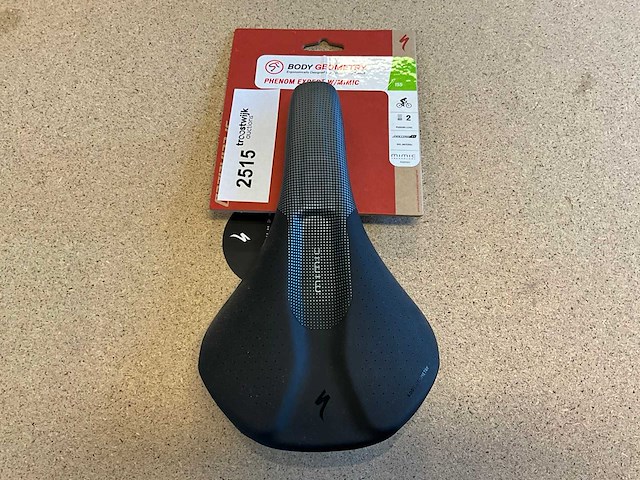 Specialized phenom expert w/mimic zadel - 155mm - afbeelding 1 van  3