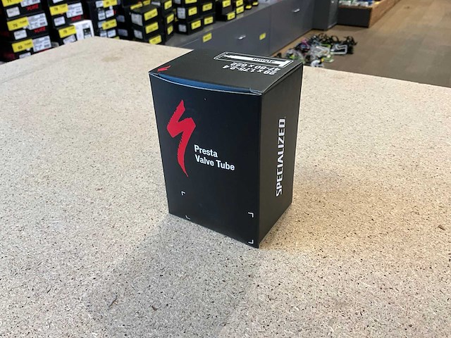 Specialized presta 29x1.75-2.4 47-60x622 ventiel 40mm binnenband (27x) - afbeelding 1 van  4