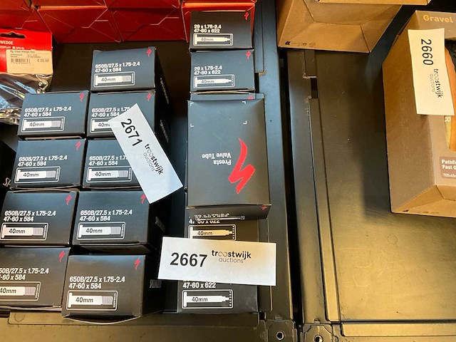 Specialized presta 29x1.75-2.4 47-60x622 ventiel 40mm binnenband (27x) - afbeelding 3 van  4