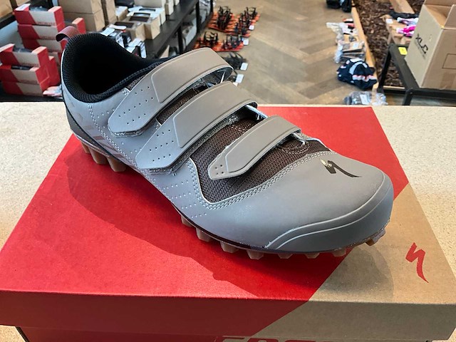 Specialized recon 1.0 fietsschoen - maat: 44 - afbeelding 2 van  6