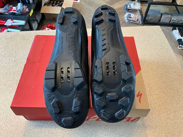 Specialized recon 1.0/2.0 fietsschoen - maat: 44 - afbeelding 4 van  5